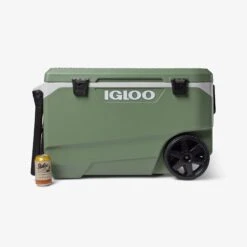 Igloo ECOCOOL Latitude 90 QT Roller Cooler 16 Igloo ECOCOOL Latitude 90 QT Roller Cooler -Camping Sale Shop 00034777 7