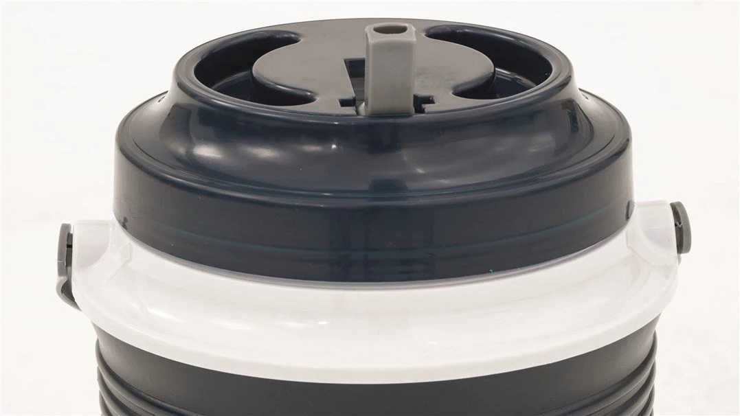 Outwell Fulmar 5.8L Coolbox 4 Outwell Fulmar 5.8L Coolbox - Image 2