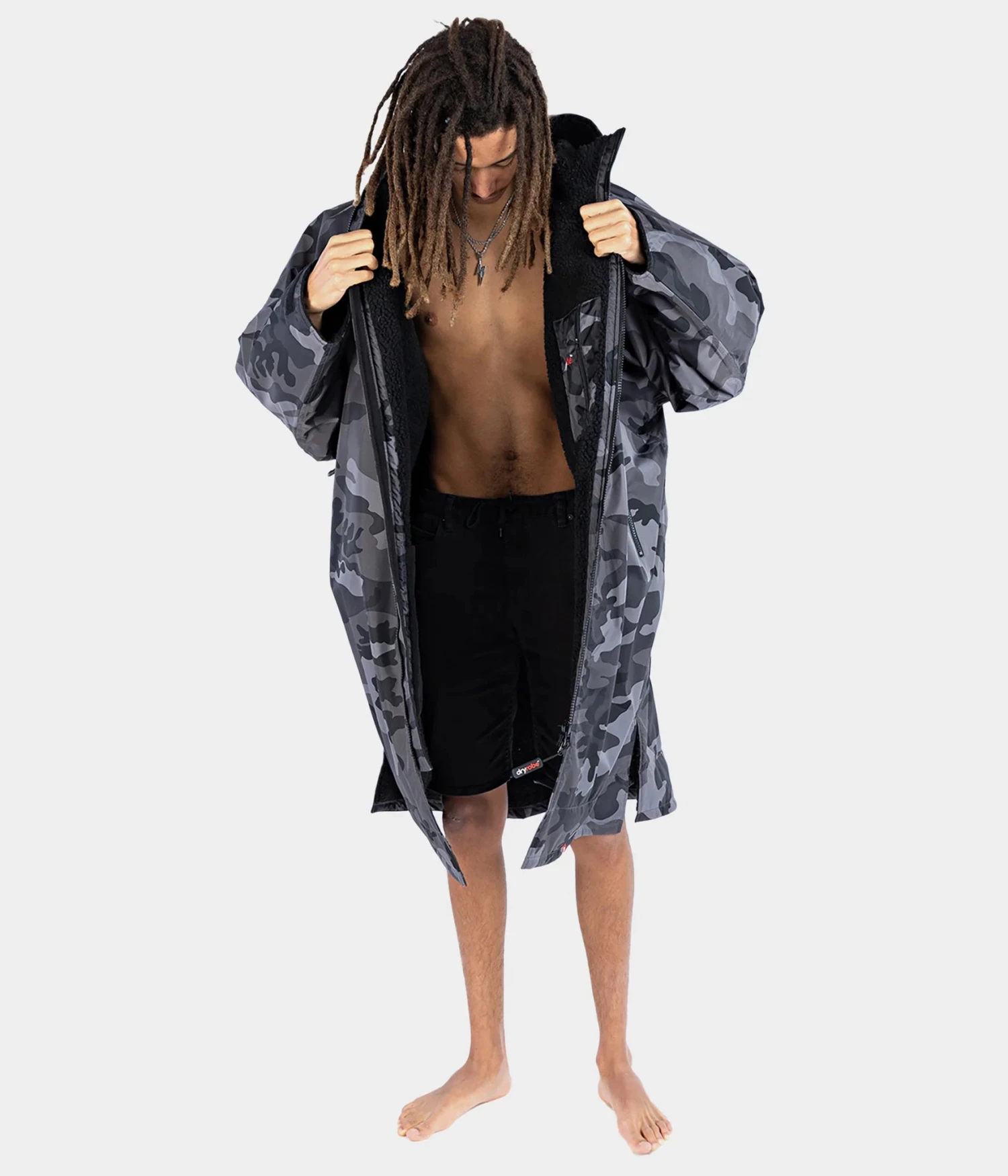 Dryrobe Advance Long Sleeve Black Camouflage - RECYCLED 4 Dryrobe Advance Long Sleeve Black Camouflage - RECYCLED - Image 2