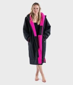 Dryrobe Advance Long Sleeve BLACK PINK - RECYCLED -Camping Sale Shop Black Pink 3 2024x2024 2748d319 6cbc 499a ada4 9cc4853d27a9