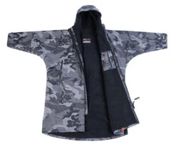 Dryrobe Advance Long Sleeve Black Camouflage - RECYCLED 19 Dryrobe Advance Long Sleeve Black Camouflage - RECYCLED -Camping Sale Shop CAMO BLK M 009 2024x2024 2bb410f2 421e 4376 86a9 46b6ec7e47df