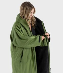 Dryrobe Advance Long Sleeve FOREST GREEN BLACK - RECYCLED -Camping Sale Shop Forest Green 3 2024x2024 c80f5dae 5deb 4c48 9f80 f6d798df5b19