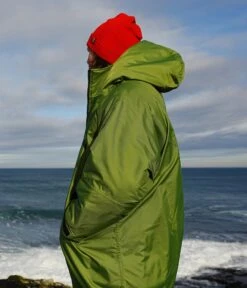 Dryrobe Advance Long Sleeve FOREST GREEN BLACK - RECYCLED -Camping Sale Shop Forest Green 7 2024x2024 e550faf1 7f6a 4abc b712 3cd1ef6c925d