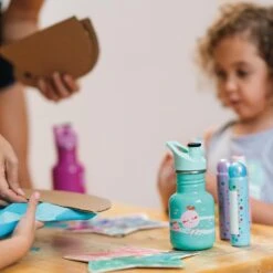 Klean Kanteen Kid Classic Sport Bottle 355ml - Jelly Fish 14 Klean Kanteen Kid Classic Sport Bottle 355ml - Jelly Fish -Camping Sale Shop K12CPPS JF Jellyfish graphic bottle lifestyle e5fbce63 2c54 4a9c a2ce 44ce2fc2a67a