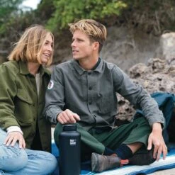 Klean Kanteen Insulated TK Wide With Café Cap 1900ml - Black 10 Klean Kanteen Insulated TK Wide With Café Cap 1900ml - Black -Camping Sale Shop K64TKWSSL SB insulated botttle couple beach lifestyle