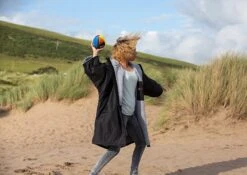 Dryrobe Advance Kids Short Sleeve BLACK BLUE -Camping Sale Shop KIDS BEACH DRYROBE 176 09e98dbf 1e9d 4f2b 99f2 f026a29d85f7 2024x2024 2