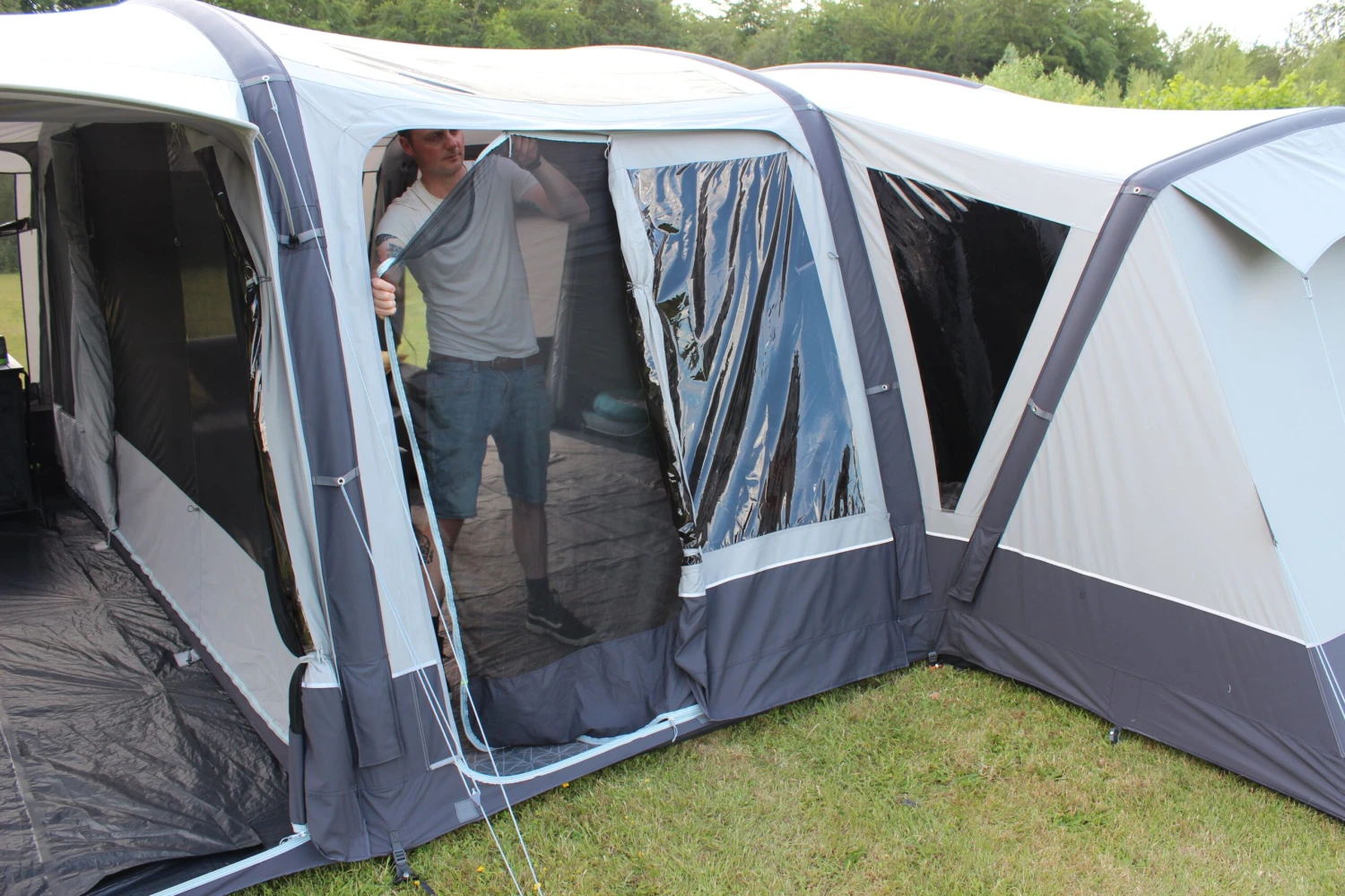 Outdoor Revolution Kalahari PC 9.0 DSE Air Tent 10 Outdoor Revolution Kalahari PC 9.0 DSE Air Tent - Image 8