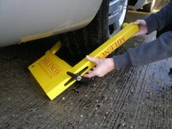 Milenco Compact Wheelclamp -Camping Sale Shop PC190004