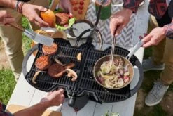 NomadIQ Portable Gas BBQ -Camping Sale Shop c2VydmljZT1pbWFnZXMmc3JjPWh0dHBzJTNBJTJGJTJGd3d3Lm5vbWFkaXFiYnEuY29tJTJGd3AtY29udGVudCUyRnVwbG9hZHMlMkYyMDIwJTJGMTAlMkZub21hZGlxLW1lZXItZGFuLWVlbi1iYnEtNzY4eDUxMi5qcGcmY2FjaGVNYXJrZXI