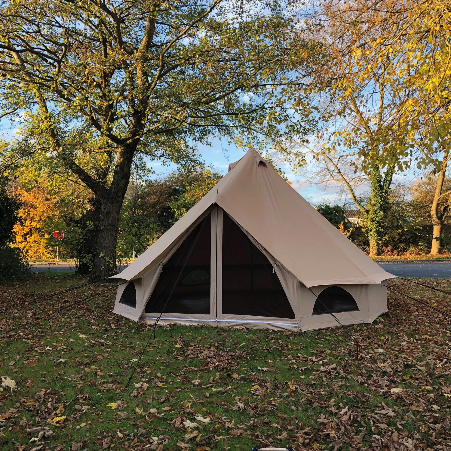 Quest Signature 5m Classic Bell Tent 6 Quest Signature 5m Classic Bell Tent - Image 4