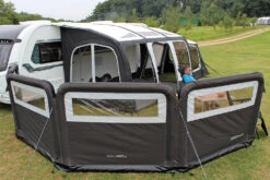 Outdoor Revolution Oxygen Windbreak - 3 Section -Camping Sale Shop orbk0105 oxygenwindbreak l3